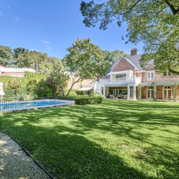 Venta Residencia de Categoría en el corazón de Acassuso