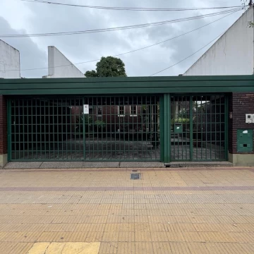 Casa En Venta Alem al 100
