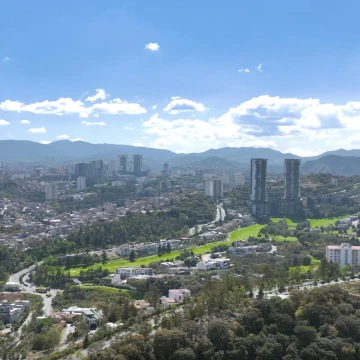 DEPARTAMENTO EN RENTA EN BOSQUE REAL 