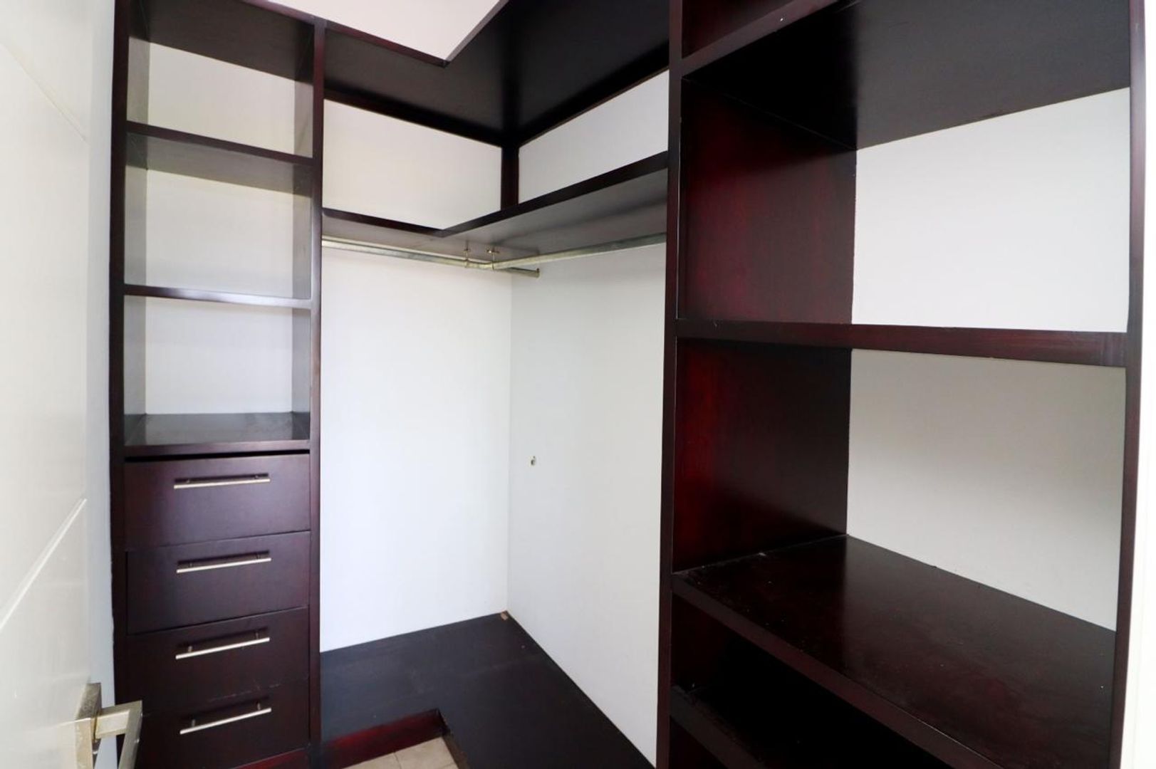 Closet .jpeg