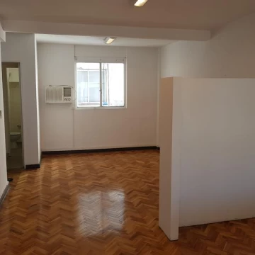 VENTA PACK DE OFICINAS  Y LOCAL COMERCIAL- SE ESCUCHAN OFERTAS