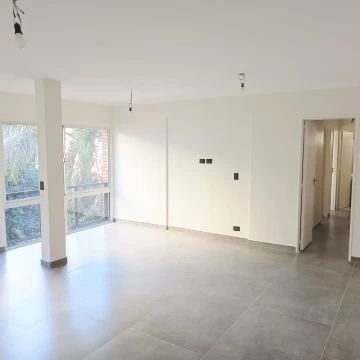 Departamento en venta de 3 ambientes totalmente refaccionado en Belgrano