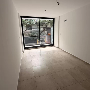 Venta depto monoambiente c/ balcón y amenities - Balvanera