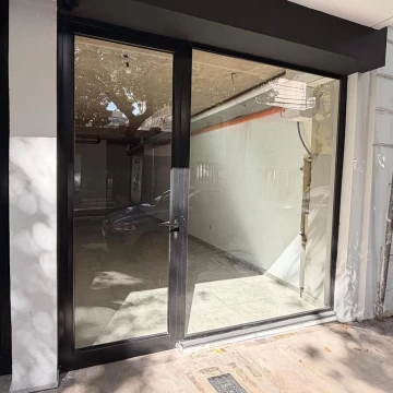Venta local comercial a estrenar en Balvanera