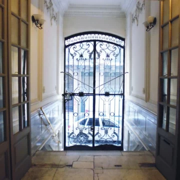 500 M2 destino vivienda o comercial en zona Centro/ Congreso