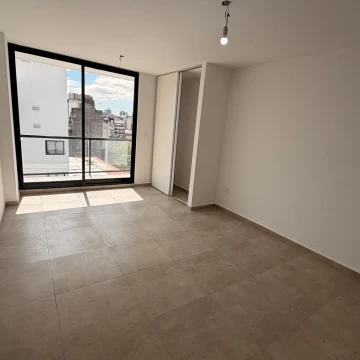Venta depto monoambiente c/ balcón y amenities - Balvanera