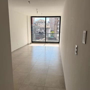 Venta depto monoambiente c/ balcón y amenities - Balvanera