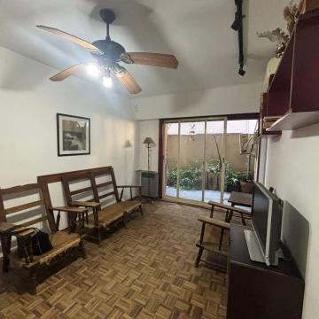 Departamento en Venta 3 ambientes con Dependencia, Cochera y Baulera en Monserrat CABA