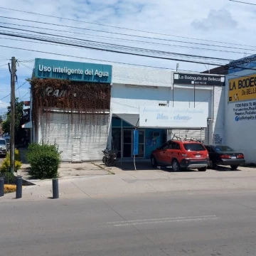 Edificio comercial en venta en Av. Rafael Buena Mazatlan Sinaloa 