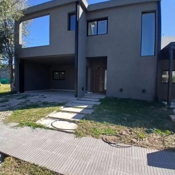 Casa  2 dormitorios en  Numa,  Nuevo Malagueño a estrenar!!