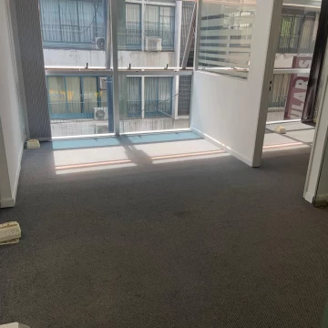 Venta Oficina Centro Impecable Desocupada