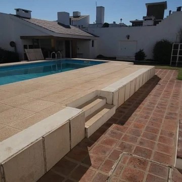 VENTA Casa 3 dormitorios gran patio CRÉDITO recibo menor