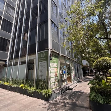 Local En Centro Comercial en venta en Roma Sur