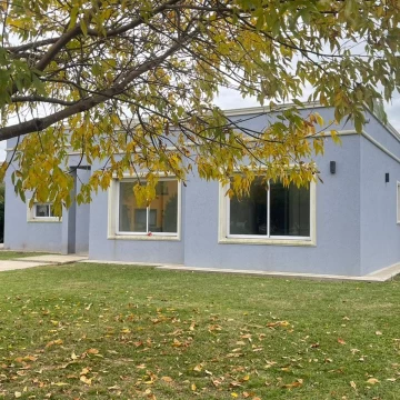 Casa en venta San Sebastián Area 1