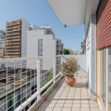 Departamento · Venta · 3 Ambientes · Con Dependencia Y Balcón · Almagro