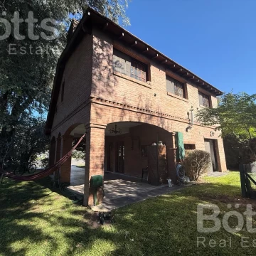Casa en Venta en Country Club Banco Provincia