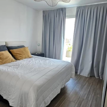 2 ambientes con balcon terraza, piso 13 al frente. Impecable  amenties en el Barrio de San Cristobal