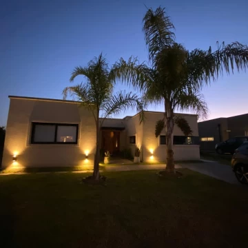 VENTA CASA ISLAS EL CANTON 