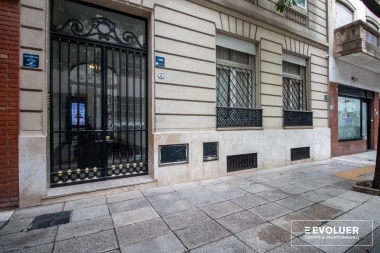 Venta  departamento 3 ambientes reciclado en Recoleta