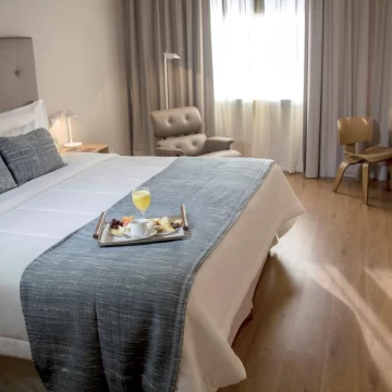 Venta Habitación con  renta en USD en Dazzler Asunción