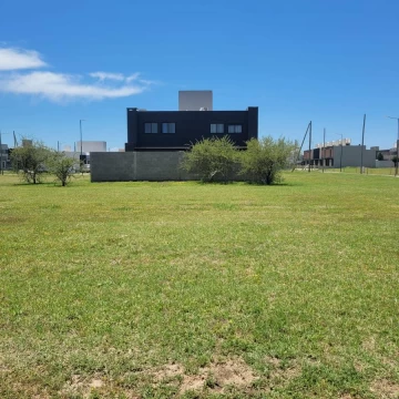Terreno en venta en Colinas de Manantiales