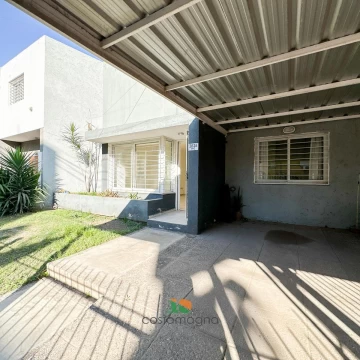 CASA 2 DORMITORIOS NUEVO JARDIN - APTO CREDITO