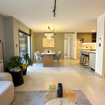 Departamento en venta de 3 dormitorios de categoría en Nueva Córdoba
