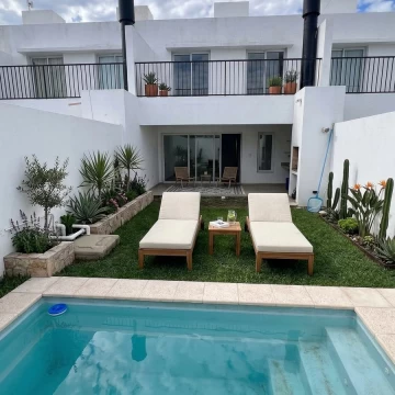 Dúplex con pileta y 3 Dormitorios. Docta Avenida