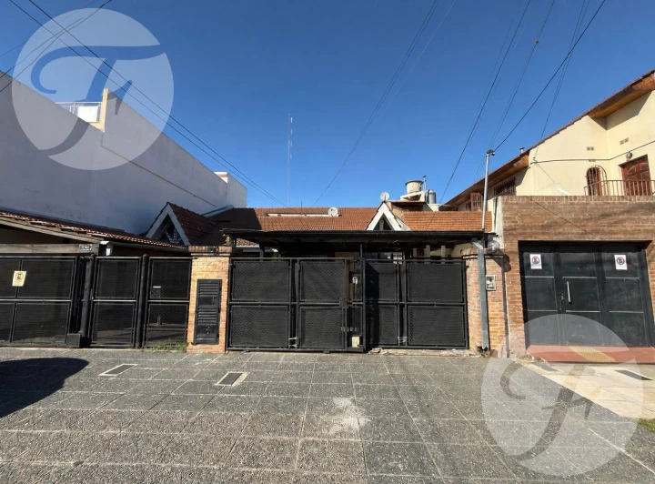 Duplex 4 ambientes Zona Residencial Merlo