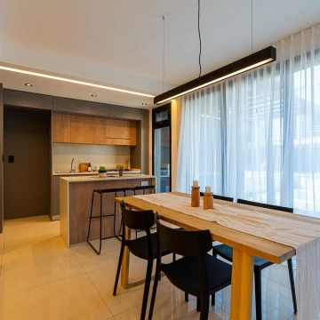Wilde 455 bis - Casa de 3 dormitorios con pileta y parrillero en venta en Fisherton