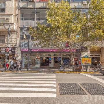 Edificio Comercial en venta en Once