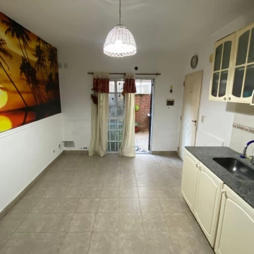 PH 2 AMB en San Justo CON PATIO - APTO CREDITO - BAJAS EXPENSAS