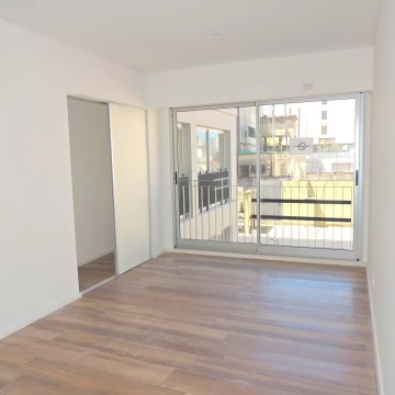 Venta Monoamb con amenities - Subte A