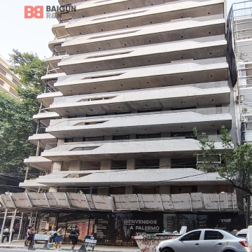 Impactante ambiente con terraza propia!