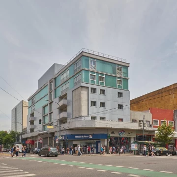 Edificio Comercial - Once