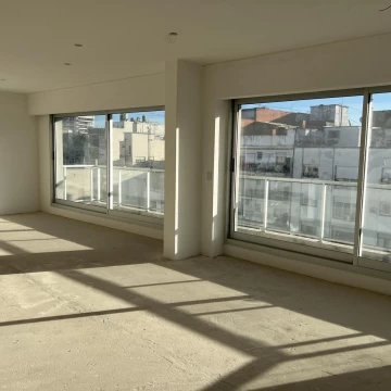 Oficina a estrenar planta libre en piso 9 – 157 m² en Recoleta