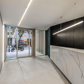 Oficina a estrenar planta libre en piso 11 – 87 m² en Recoleta