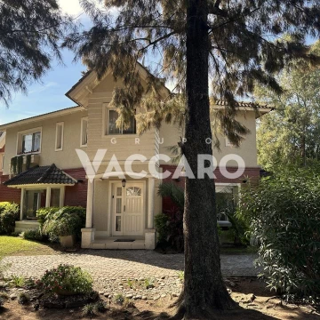 Casa en venta en Barrio Cerrado Parque Leloir Ituzaingo Zona Oeste 