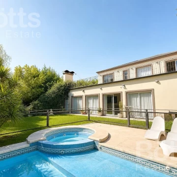 Casa en Venta en Club de Campo San Patricio