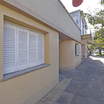 Venta Casa 5 Ambientes Haedo A refaccionar con gran potencial