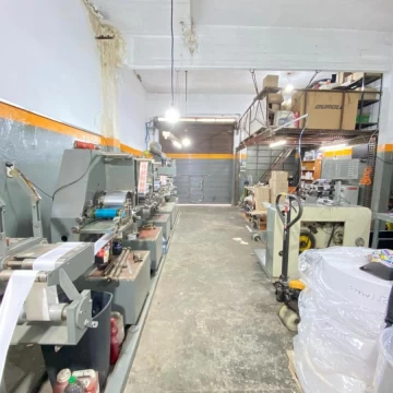 VENTA DE GALPON / TALLER EN POMPEYA 