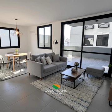 Depto de 2 dormitorios en General Paz con terraza