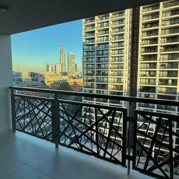 Alquiler - Departamento 2 ambientes totalmente amoblado y equipado con cochera - Quartier del bajo