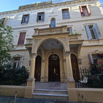Oficina comercial apta vivienda Pasaje de la Piedad