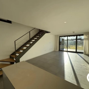 Townhouse en venta - Oliden Joven