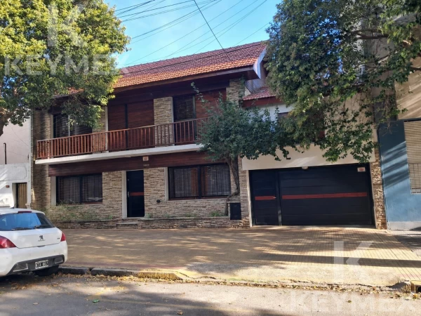 Venta Casa 3 dormitorios en calle 2 entre 61 y 62- La Plata-