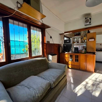 Venta Casa 3 ambientes, Barrio Aeroparque