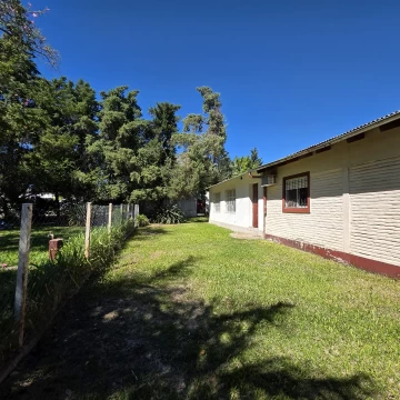 Casa Venta en Los Tulipanes 800