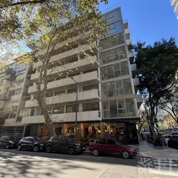 Venta Departamento 3 ambientes con balcón y cochera en Palermo