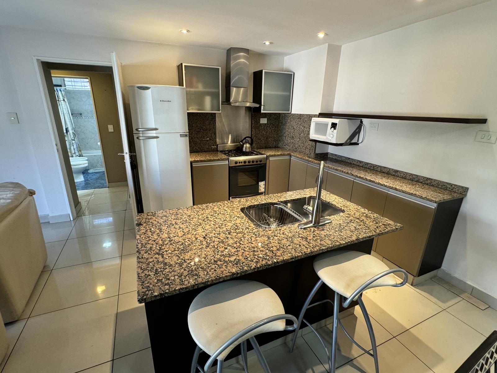 Venta Casa Ideal 2 Familias + Local Quincho Parrilla Villa Riachuelo - Principal